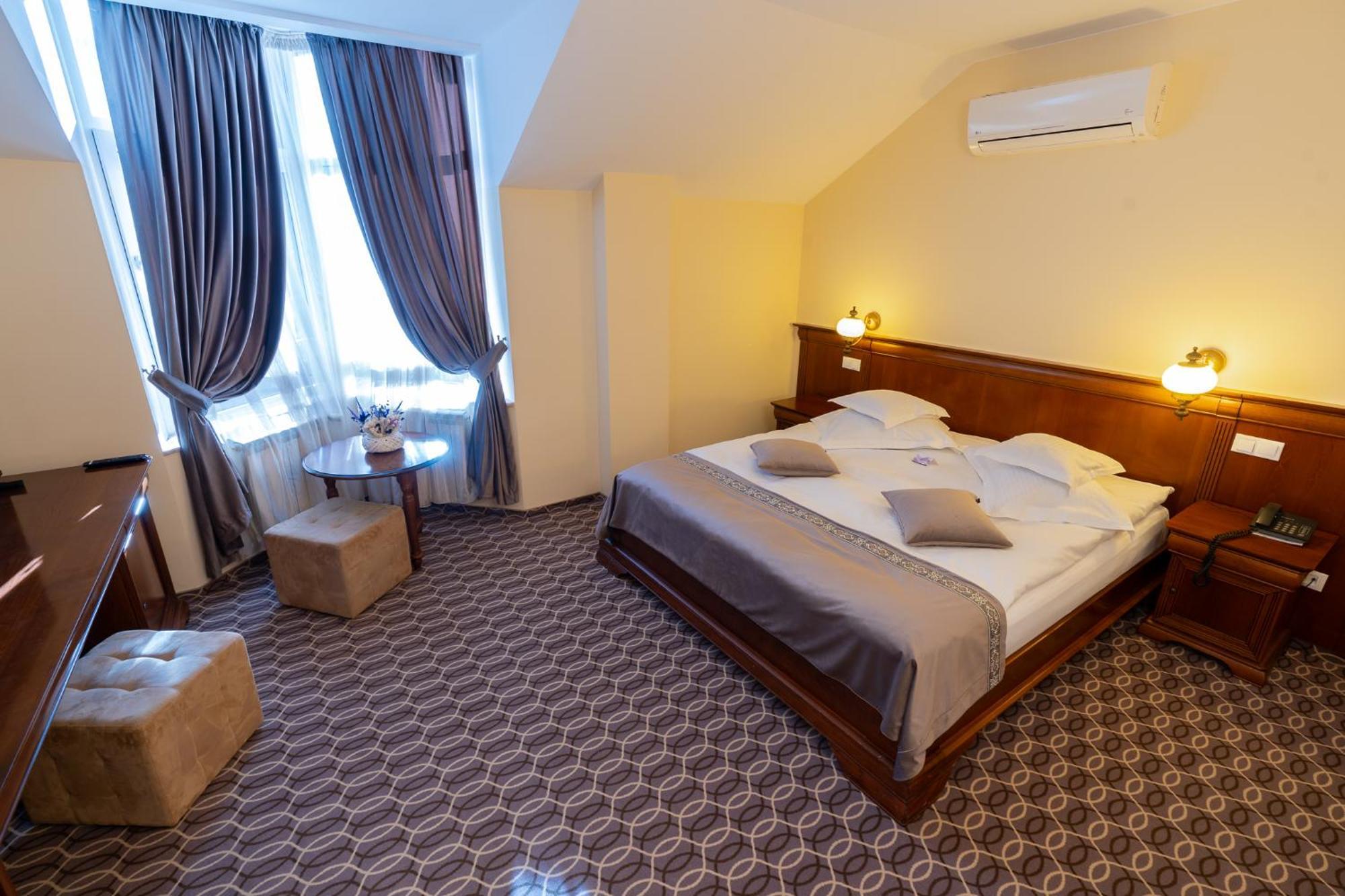Hotel Dorna Vatra Dornei Esterno foto