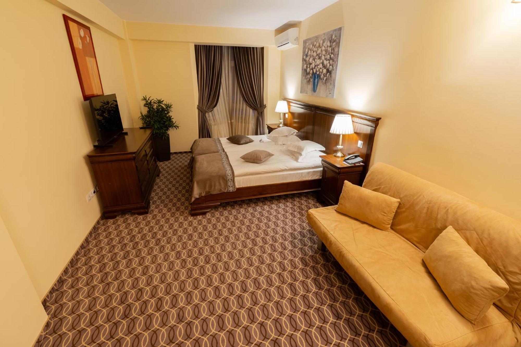 Hotel Dorna Vatra Dornei Esterno foto